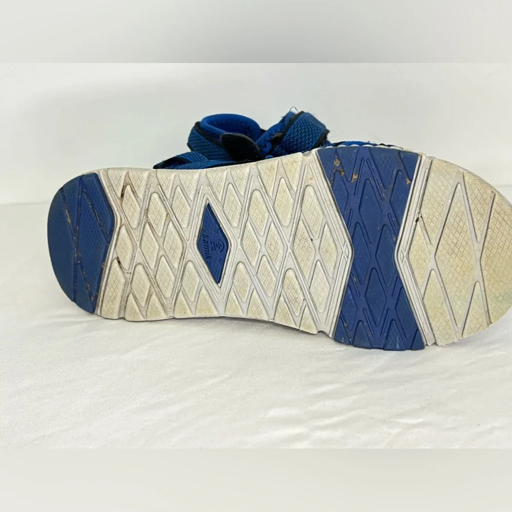 Kamik ~ Boys Velcro Sandals ~ Size 2 ~ Blue & Black ~ Pre Loved